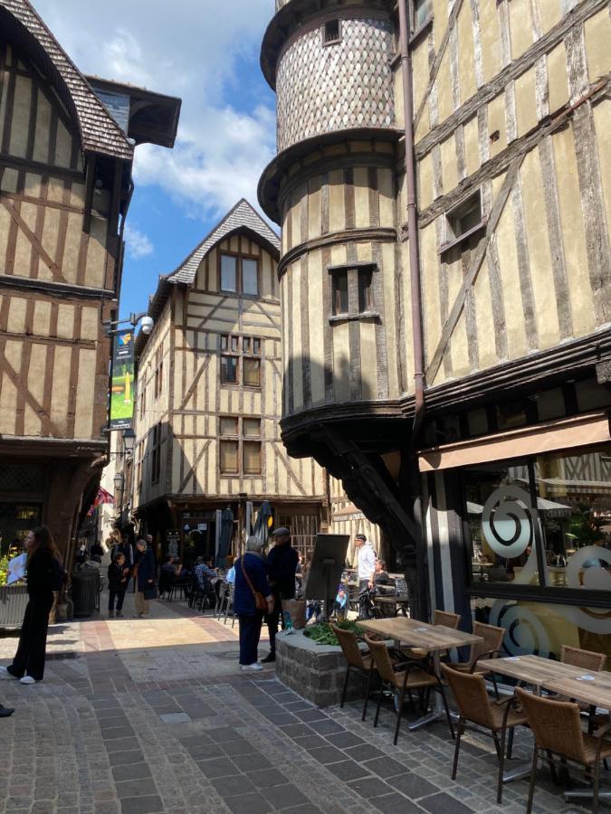 Coeur De Bouchon Apartman Troyes Kültér fotó